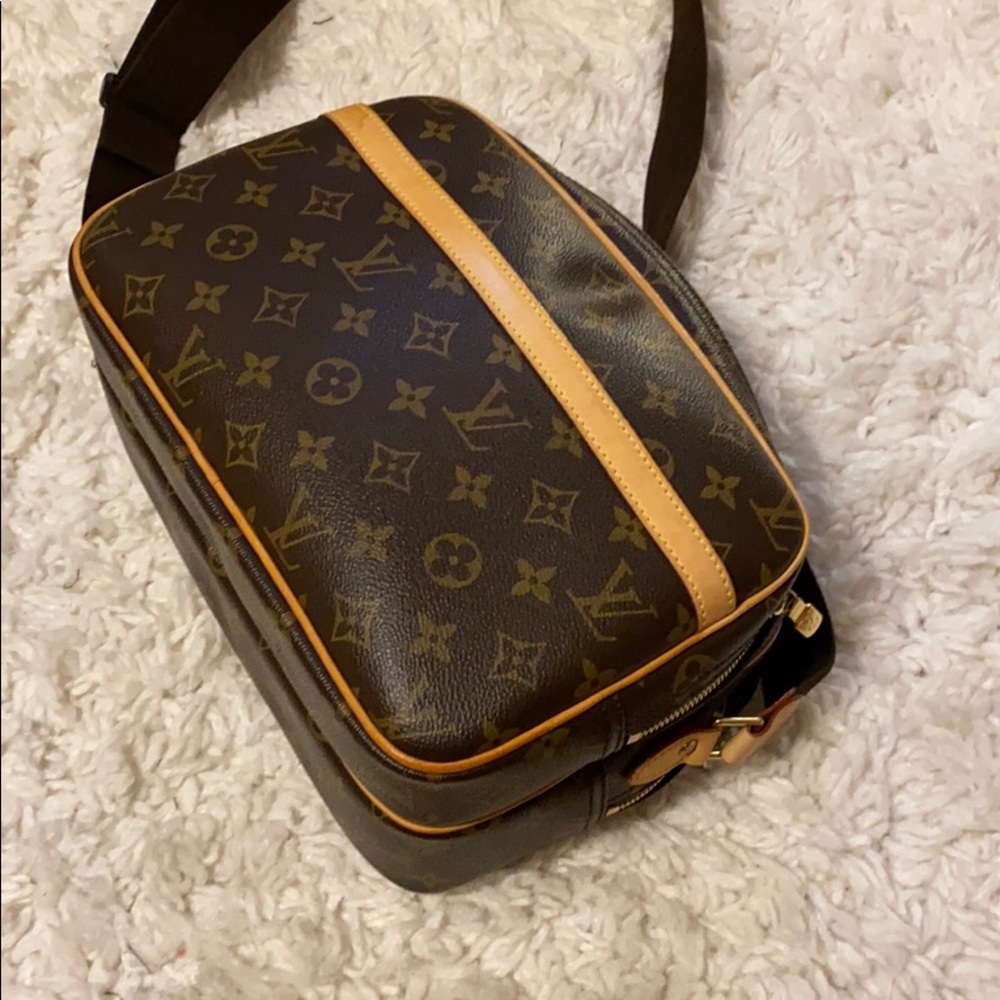Louis Vuitton camera bag / messenger - Picture 2 of 7